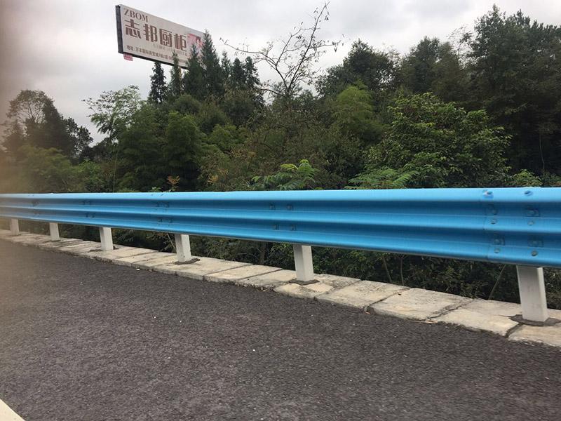 葫蘆島三波護(hù)欄板
