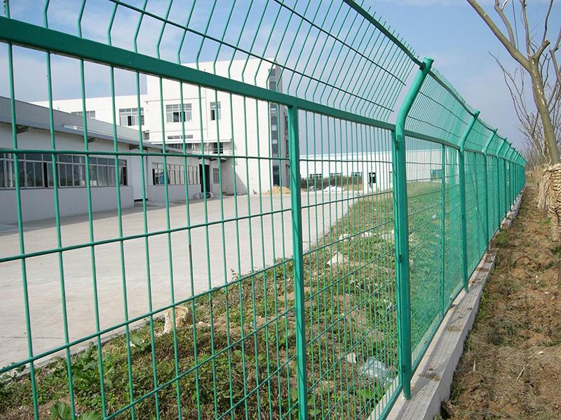 齊齊哈爾框架護(hù)欄網(wǎng)